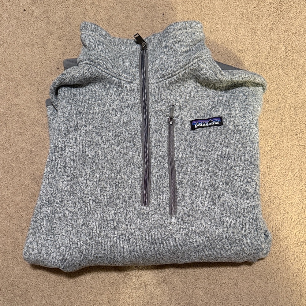 Patagonia Women's Quarter Zip-Up Sweater in Heather Gray